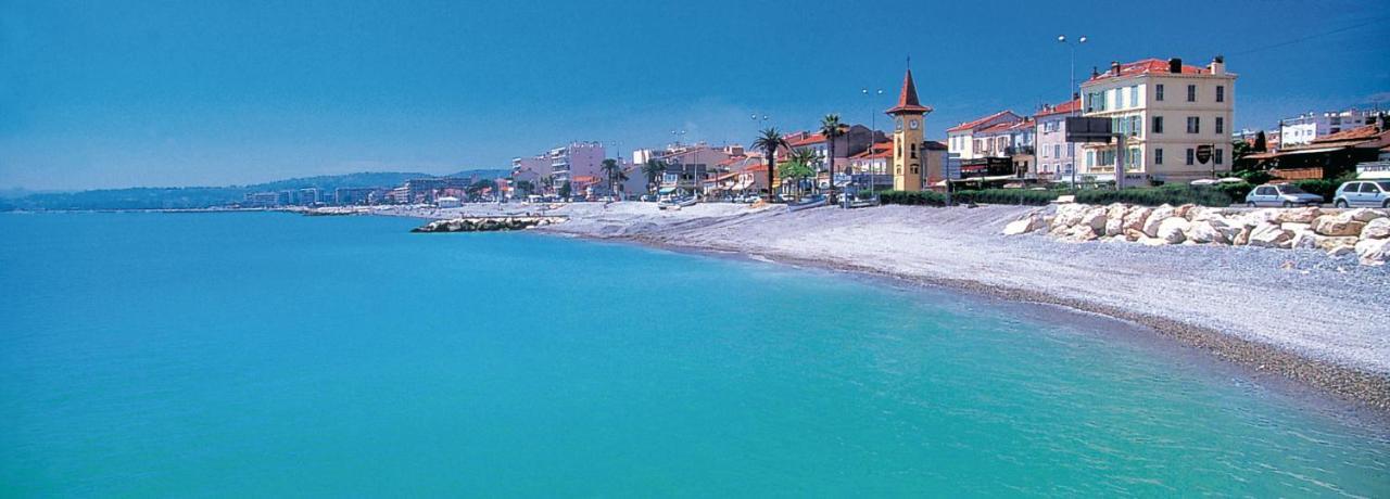 Grand Studio Tres Agreable Avec Bar, Cuisine Et Terrasse Cagnes-sur-Mer Exteriör bild