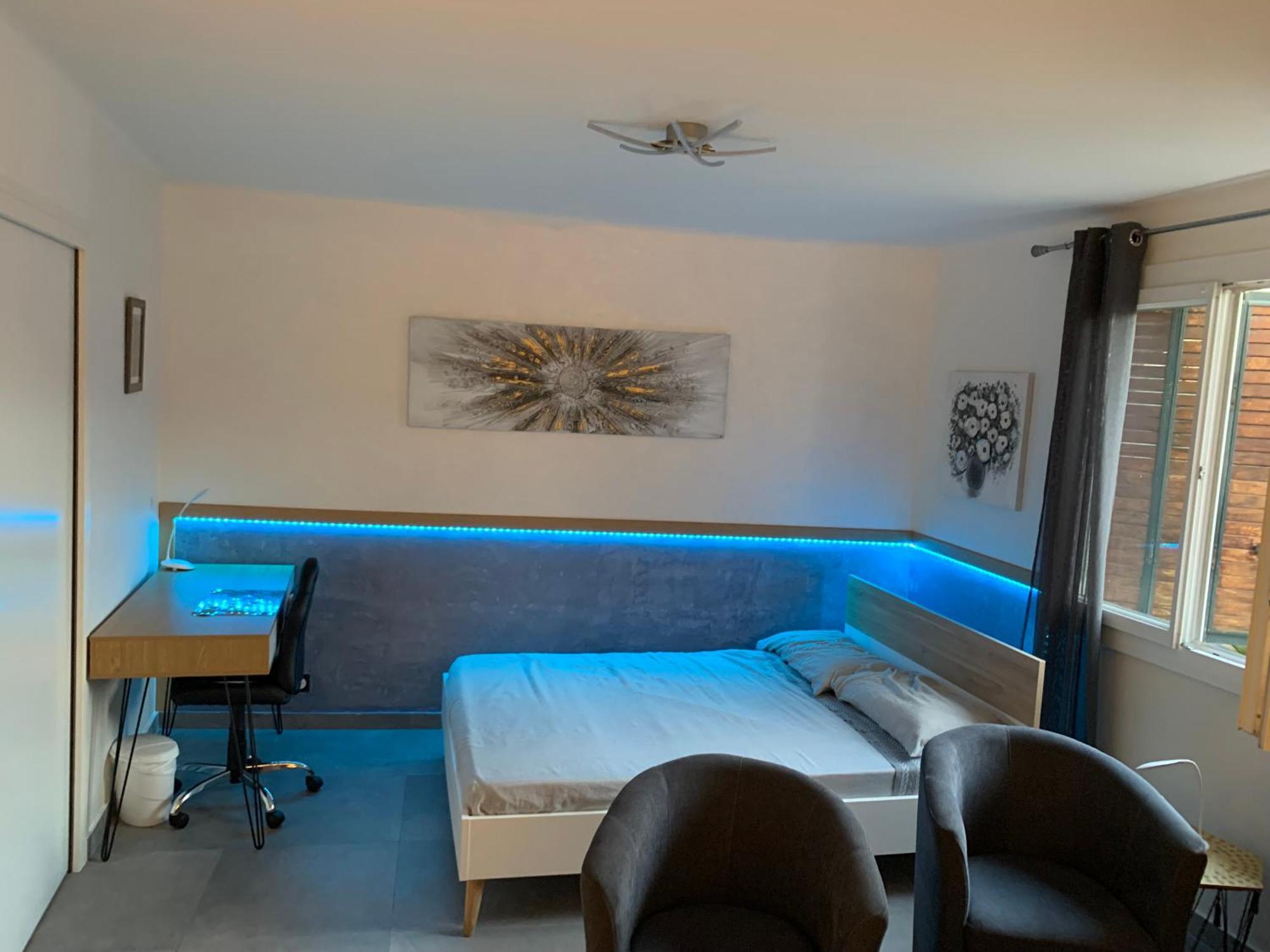 Grand Studio Tres Agreable Avec Bar, Cuisine Et Terrasse Cagnes-sur-Mer Exteriör bild